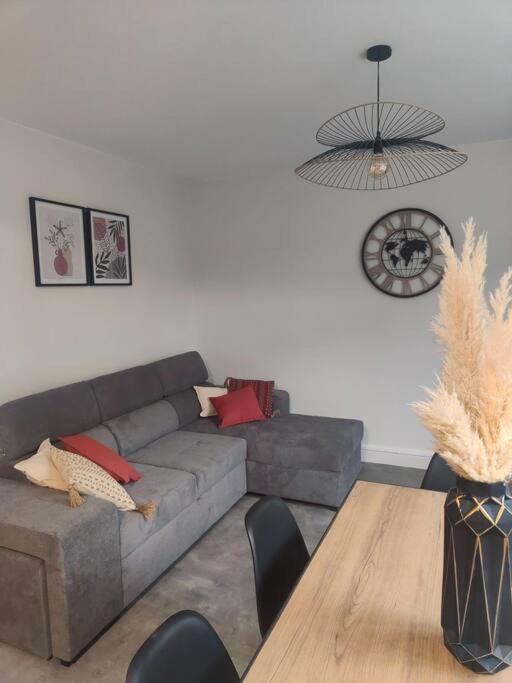 Entre Ville Et Vignes 5 Min Zenith Grande Halle Auvergne Romagnat 외부 사진