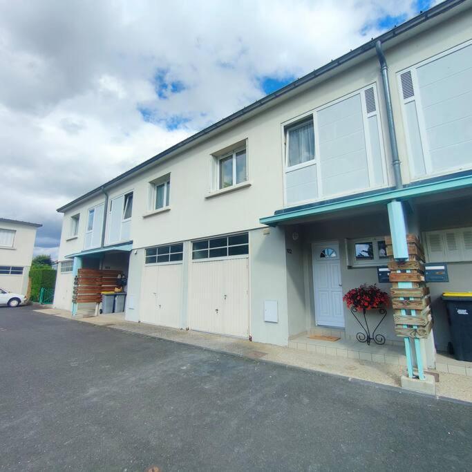 Entre Ville Et Vignes 5 Min Zenith Grande Halle Auvergne Romagnat 외부 사진